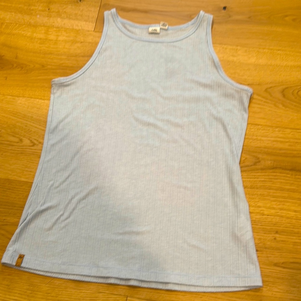 Ten Tree Light Blue Tank Top Size Small